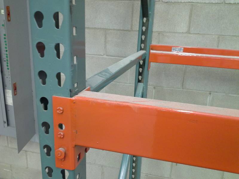 lot 548 image: 10 Pallet Racking  - 2 Uprights, 2 Crossbeams