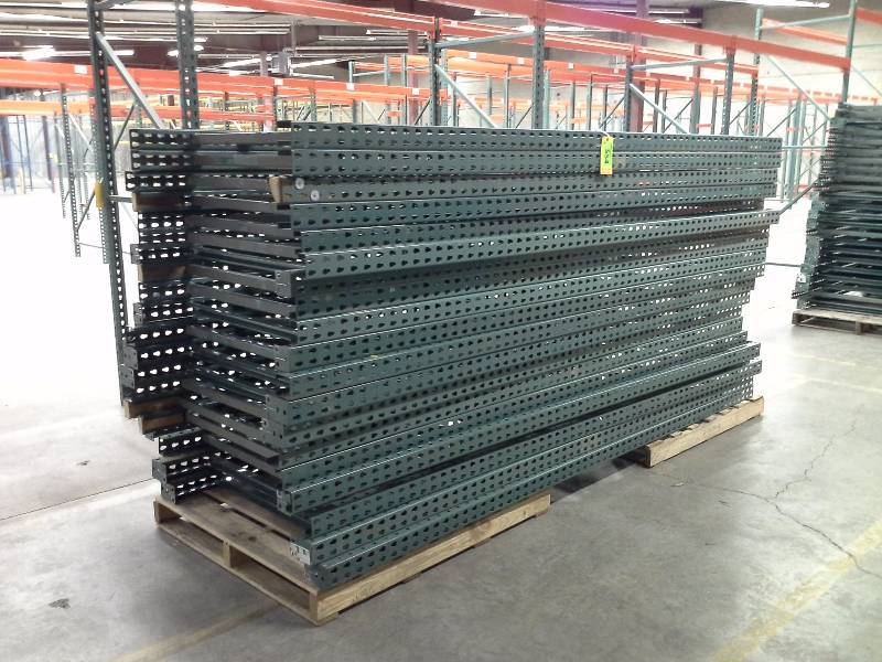 lot 554 image: 10 Pallet Racking  - 20 Uprights