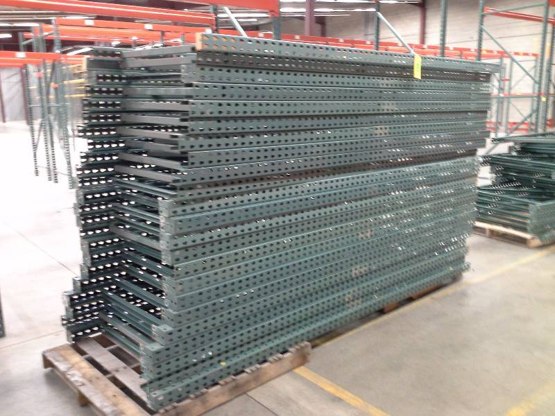 lot 555 image: 10 Pallet Racking  - 23 Uprights