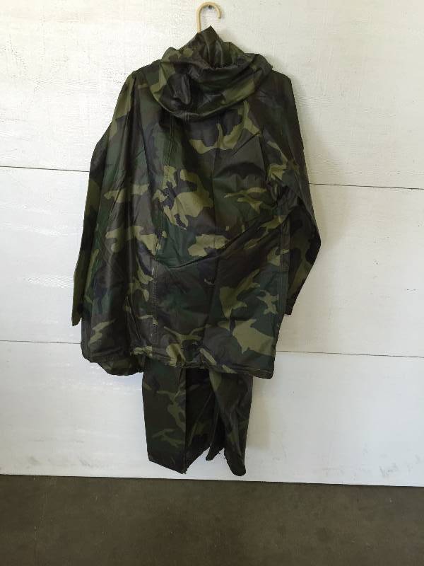 RAIN SUIT CAMOUFLAGE