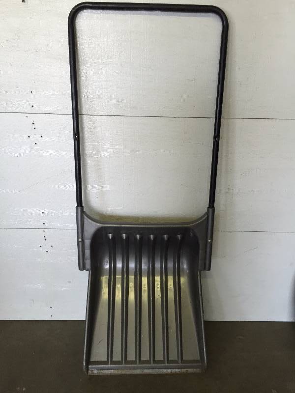 ROOF RAKE AND SNOW SHOVEL