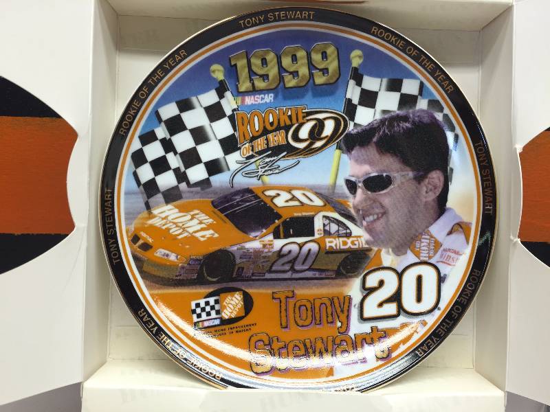 COLLECTOR NASCAR ITEMS