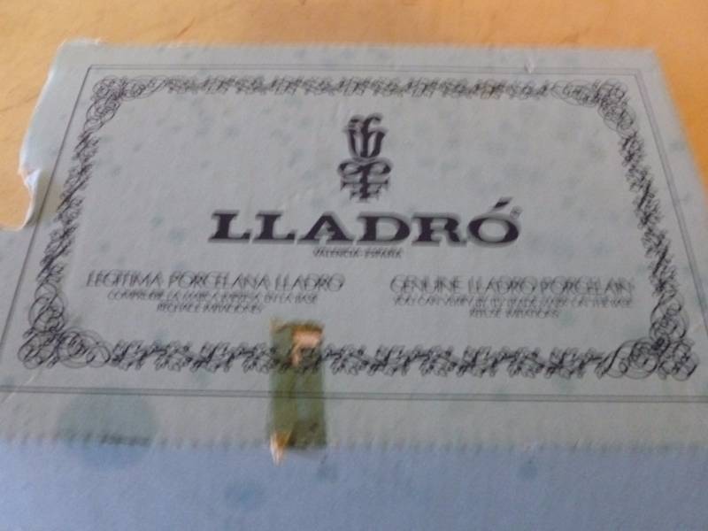 LLadro Figurines