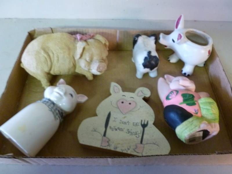 Pig Decorations