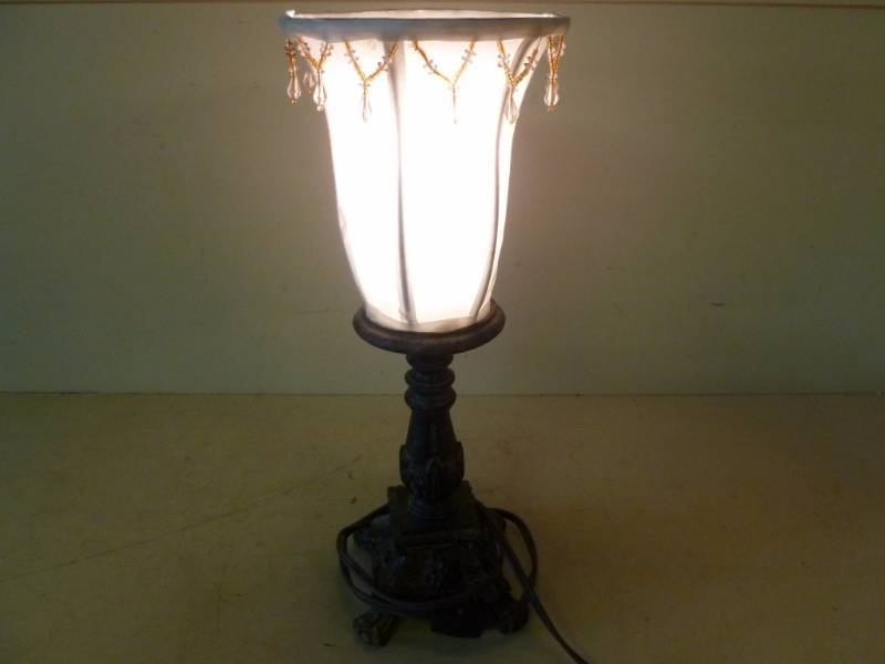 Dresser Lamp