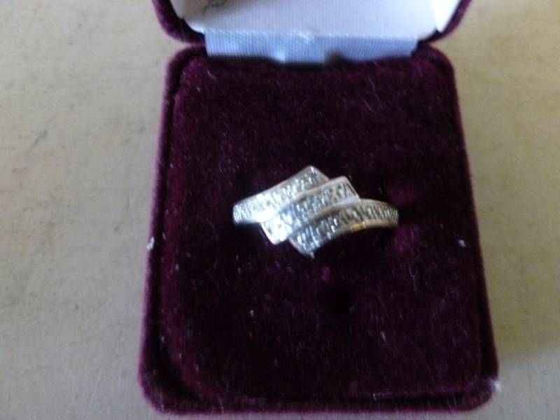 Ladies Ring