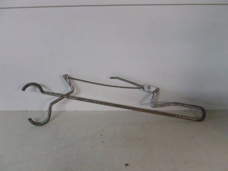 Vintage Trapping Tool