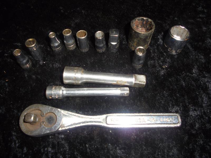 Craftsman 14 & 38 Sockets, Ratchet & Extensions