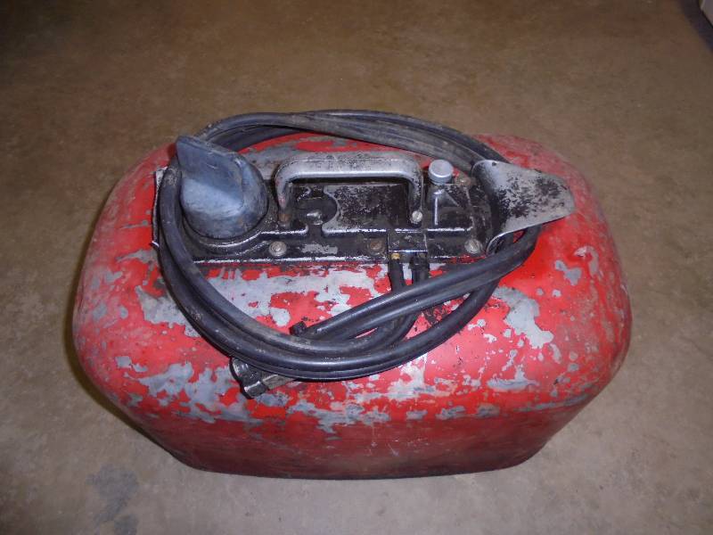 6 Gallon Johnson Milemaster Gas Tank