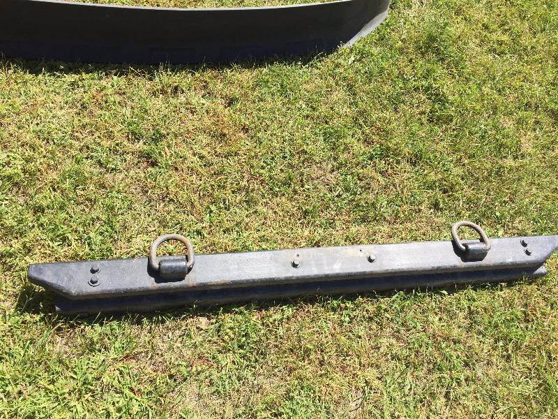 SOLID JEEP BUMPER VERY HEAVY WITH D RINGS, ALSO AIR SCOOP FOR CHEVY NOT SURE OF YEAR