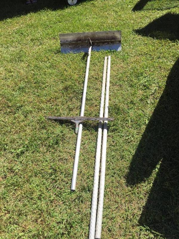 SNOW RAKE FOR ROOF AND SMALL SQUEEGEE REACHES ABOUT 18 FEET