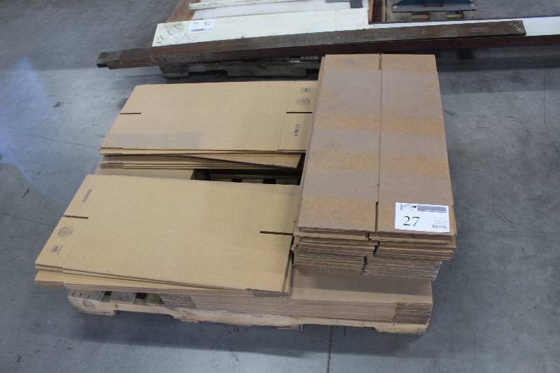 Pallet Lot of (Approximately 80) ULine Cardboard Box Flats S-4465 4�x4�x48�, S-4592 8�x8�x24�