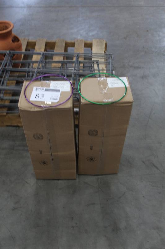 Lot of (200) Glamos Wire Products Paul�s Perch Bird Feeders