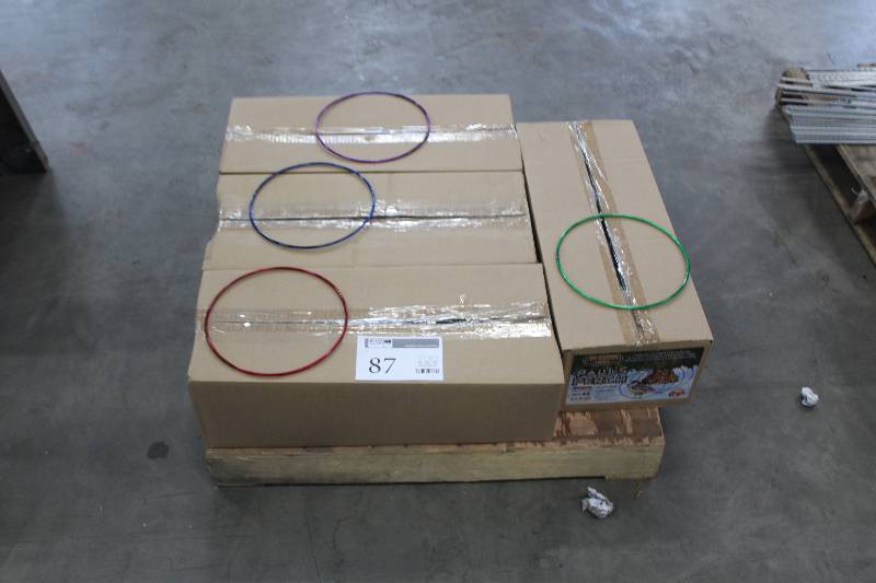 Lot of (400) Glamos Wire Products Paul�s Perch Bird Feeders
