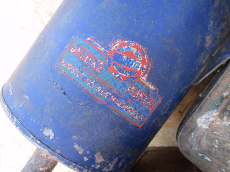 Vintage Tins and Fogger