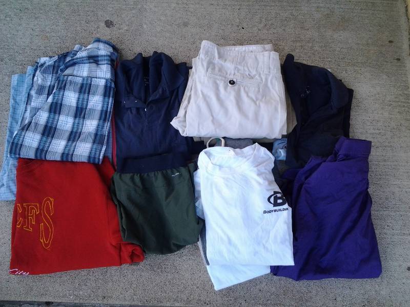 lot 43 image: 15-Pieces Mens Size M Dress Shirts, Shorts, T-Shirts, Pants 34