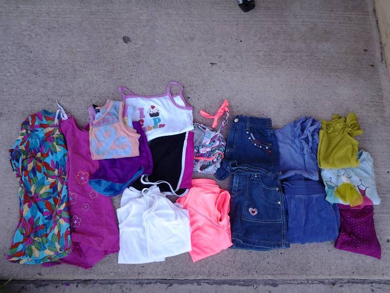lot 48 image: 17-Pieces Little Girl Clothes Size 6-7