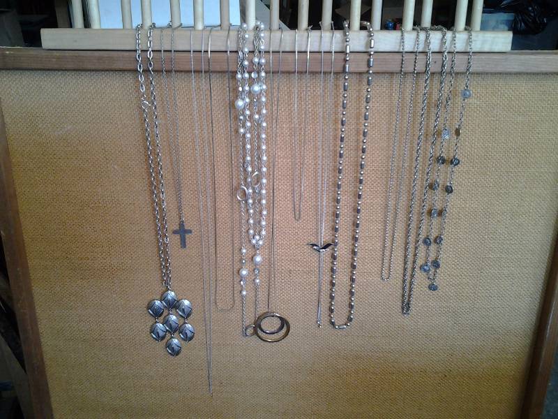 lot 6 image: Lot Of Assorted Silvertone Necklaces