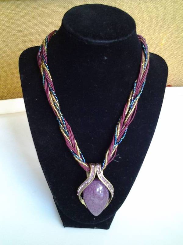 lot 17 image: Unique Purple Tone Beaded Twist Necklace With Stones