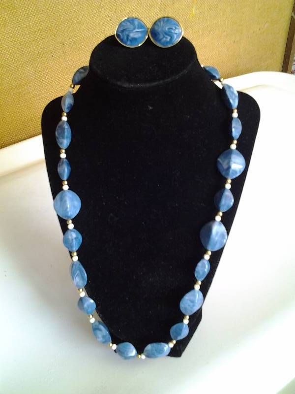 lot 29 image: BlueGold Bead Necklace With Clip Earring Set