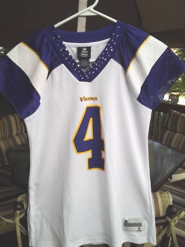 lot 38 image: Ladies NFL Embellished Vikings Jersey (Size S)  Favre #4