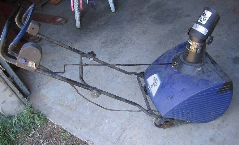 Snowjow ultra electric snow blower...