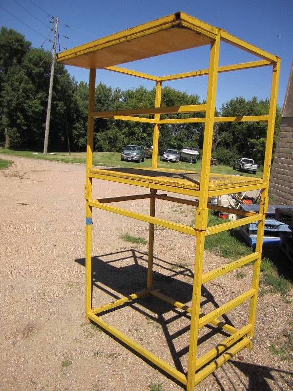 Metal stand rack with wood floor, w...