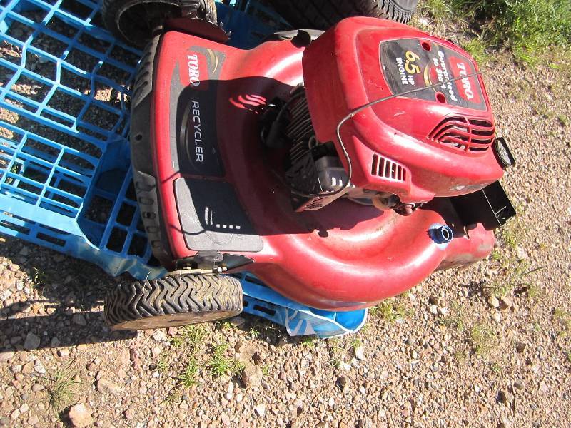 Toro lawnmower, for parts only...