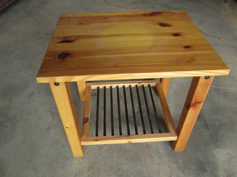 Wood end table, 19.5 x 16  18 tal...