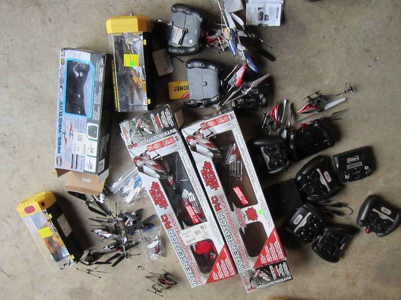 Lot of remote control toys, some ma...