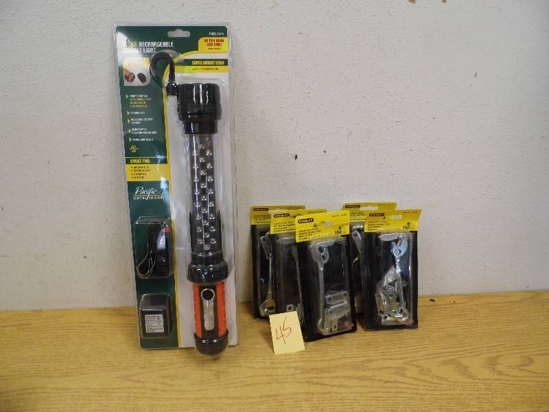 Trouble Light - Safety Gate Hooks