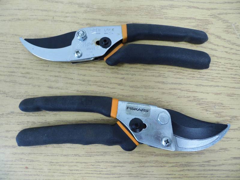 2 Pair of New Fiskars Shears