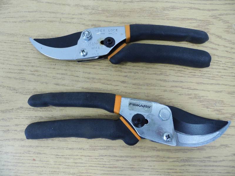 2 Pair of New Fiskars Shears