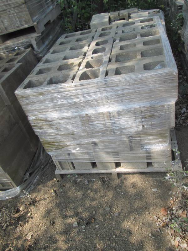 Pallet of Cinder Blocks | Greenhouse Consignment Auction | K-BID