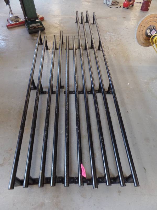 Bar Foot Rails