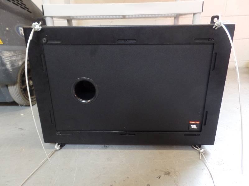 JBL sub woofer