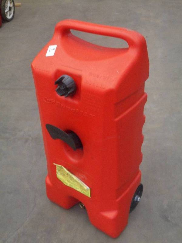 lot 9 image: DuraMax 14-Gallon Rolling Fuel Stat...