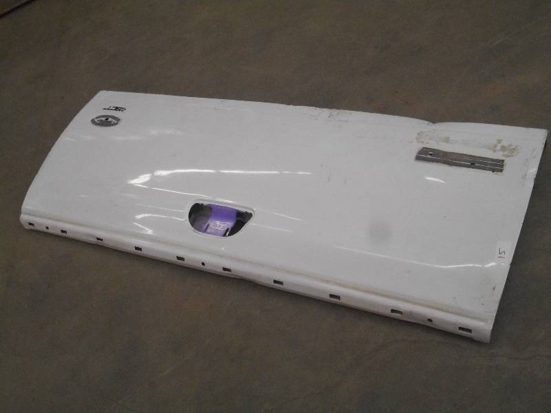 lot 15 image: 99-07 Ford Truck Tailgate ...