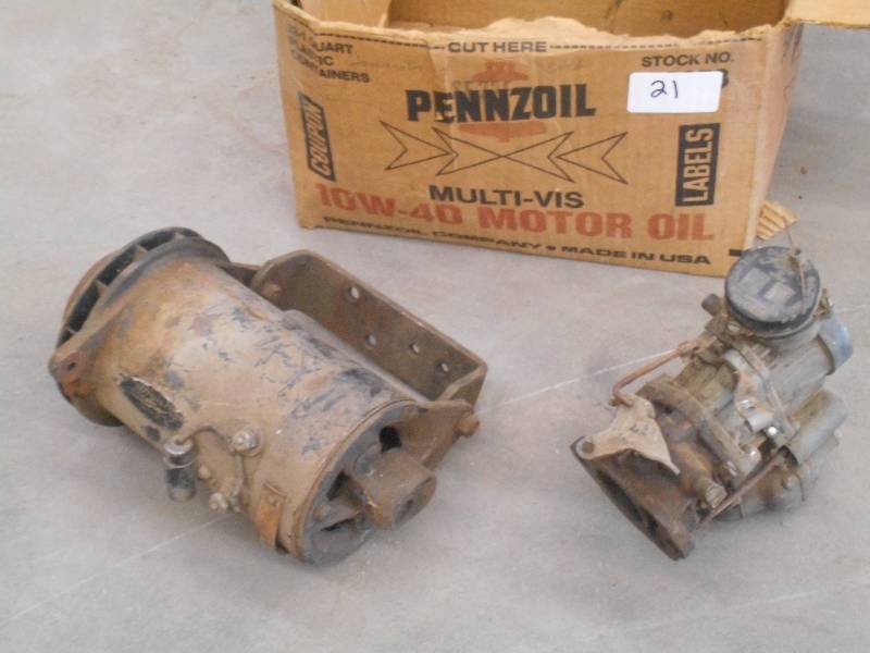 lot 21 image: Carter-We Tractor Carb & Auto-Lite ...