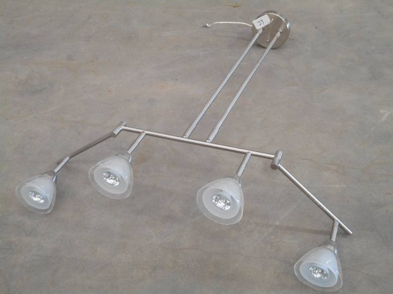 lot 39 image: 4-Bulb 120Volt Ceiling Light ...