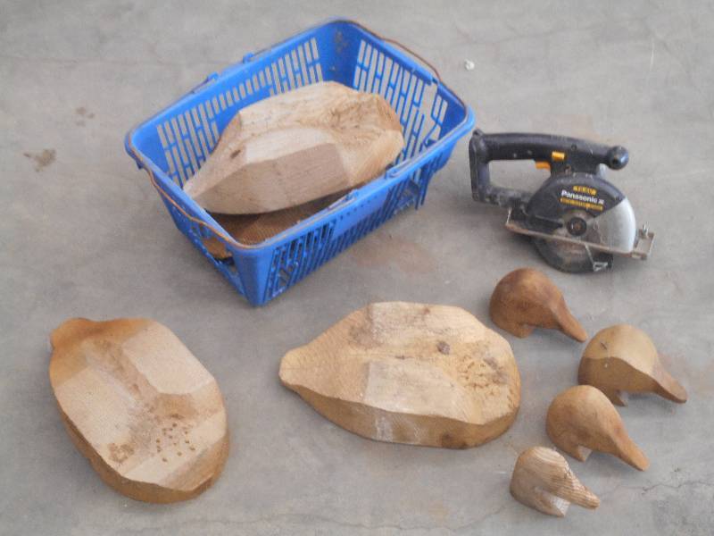 lot 54 image: Lot Of Homemade Wooden Ducks & Pana...