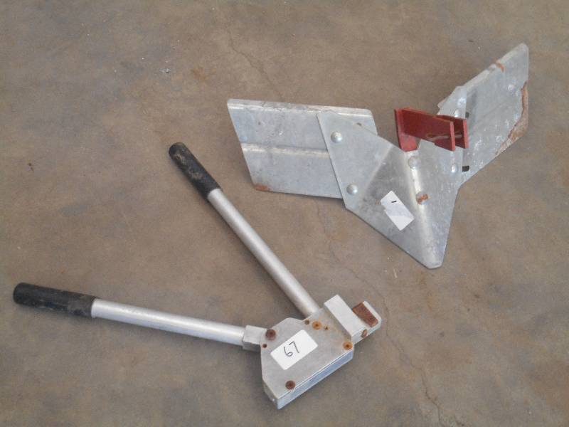 lot 67 image: (1) Aluminum Fence Crimper Tool & (...
