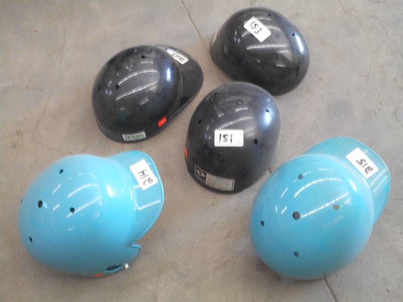 lot 69 image: Lot Of (5) Batters & Catchers Helme...