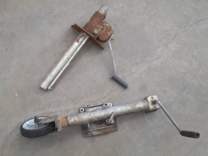 lot 95 image: Lot Of (2) Trailer Tongue Jacks, As...