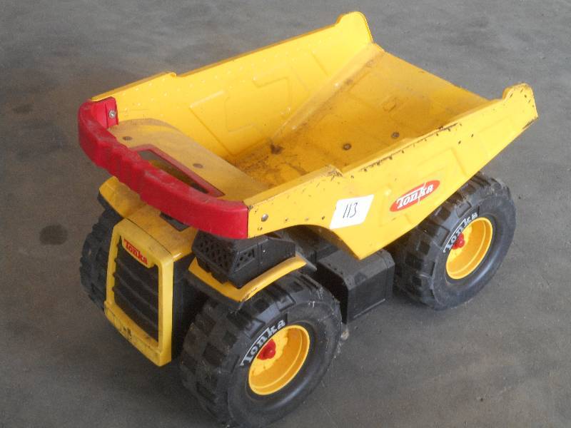 lot 113 image: Tonka Dump Truck ...