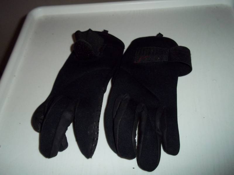 Neoprene Black Gloves