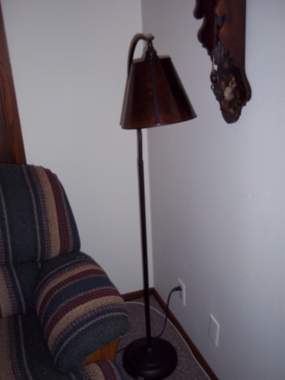 Floor lamp