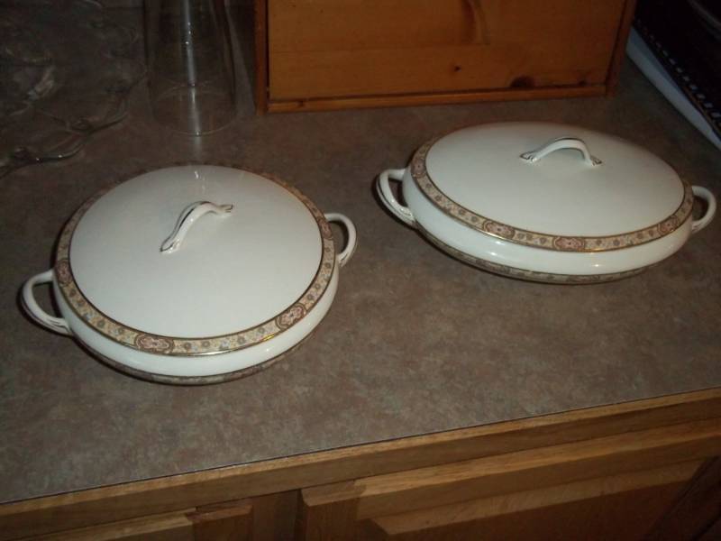 Antique China Bowls with lids