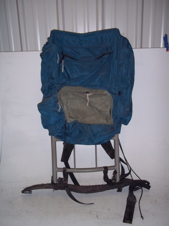 lot 22 image: Framed Back pack