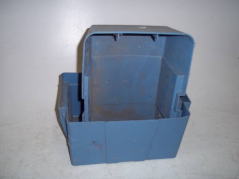 lot 35 image: Battery Box